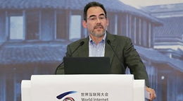 惠普副总裁马克·卡罗发表演讲