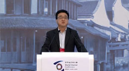张亚勤发表演讲
