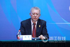 【闭幕新闻发布会】国家互联网信息办公室网络新闻信息传播局局长姜军主持